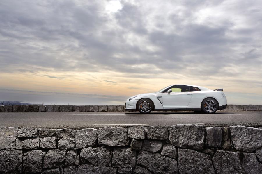  Nissan GT-R Egoist 2011 года  (фото 39 из 50)